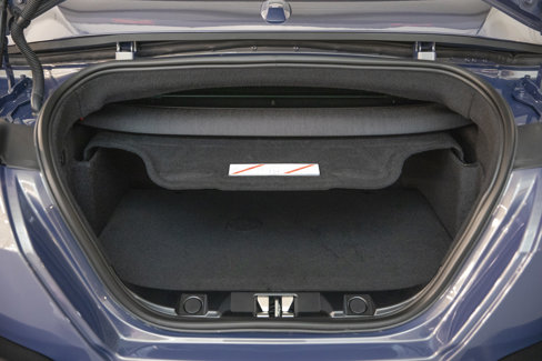 Used 2025 Ferrari Roma Spider image 40