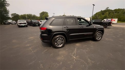 Used 2021 Jeep Grand Cherokee Trailhawk image 8