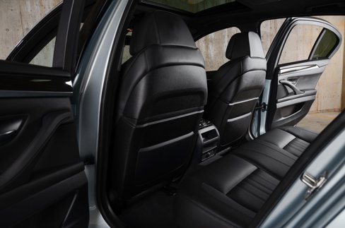Used 2013 BMW M5 image 22