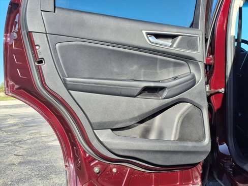 Used 2018 Ford Edge SEL w/ Equipment Group 201A image 29