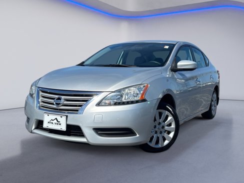 Used 2013 Nissan Sentra SV image 2