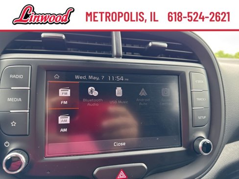 Used 2023 Kia Soul LX image 28