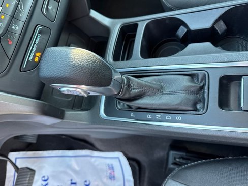 Used 2018 Ford Escape SE image 22