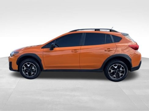 Used 2019 Subaru Crosstrek 2.0i w/ Eyesight System image 2