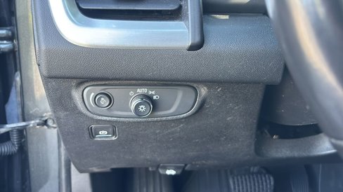 Used 2019 GMC Terrain SLE w/ Black Edition image 15