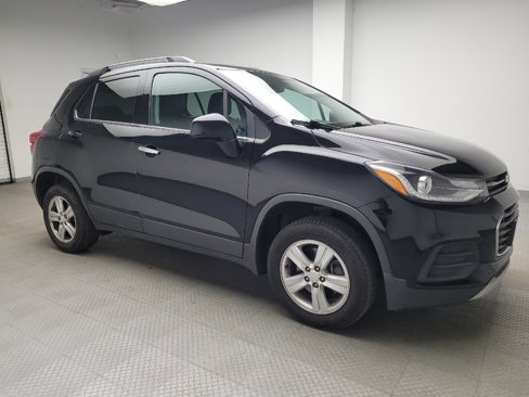 Used 2017 Chevrolet Trax LT w/ LT Convenience Package image 11
