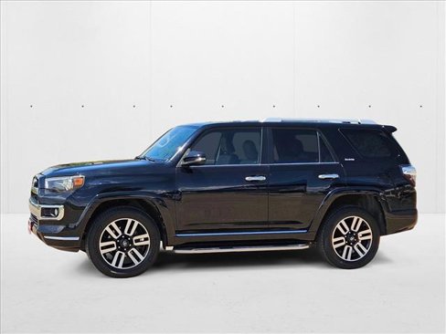 Used 2018 Toyota 4Runner Limited image 9