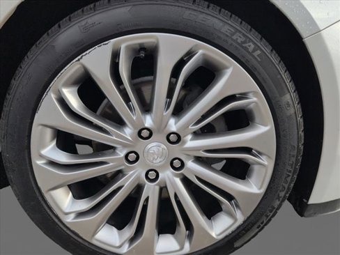 Used 2017 Buick LaCrosse Essence w/ Dynamic Driver Package image 25