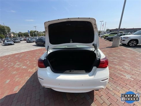 Used 2016 INFINITI Q70 3.7 w/ Technology Package image 36