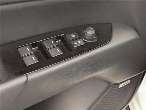 Used 2018 MAZDA CX-5 Touring w/ Preferred Equipment Package image 6