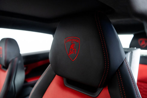 Used 2021 Lamborghini Urus image 21