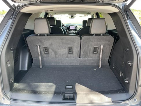 Used 2020 Chevrolet Traverse LT w/ LT Premium Package image 11