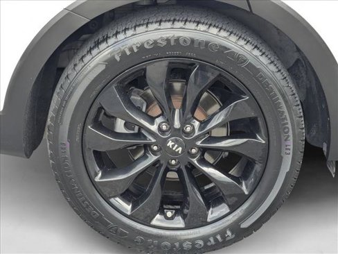 Used 2020 Kia Sorento S image 22