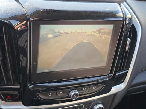 Used 2018 Chevrolet Traverse LT image 5