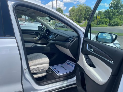 Used 2023 Buick Enclave Avenir w/ Trailering Package, 5000 lbs. image 12
