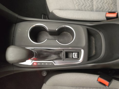 Used 2022 Chevrolet Equinox LS image 26