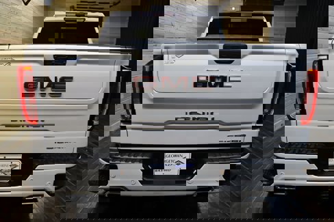 Used 2021 GMC Sierra 1500 Denali image 4