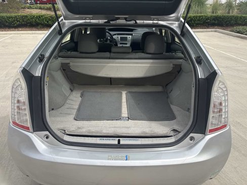 Used 2014 Toyota Prius Plug-In Hybrid image 10