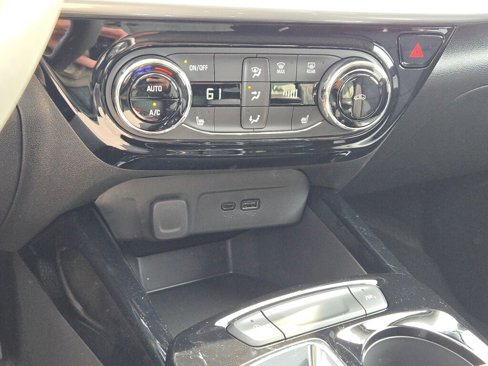 New 2025 Chevrolet Trax LT w/ Driver Confidence Package image 25