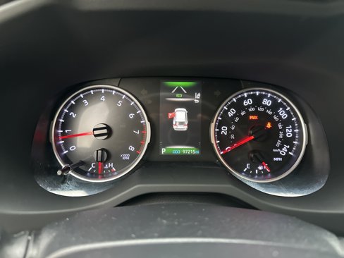 Used 2019 Toyota RAV4 LE image 15