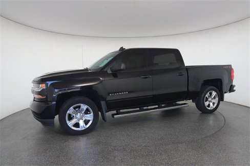 Used 2018 Chevrolet Silverado 1500 Custom image 5