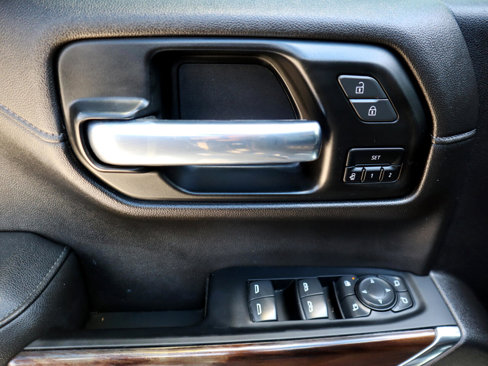 Used 2022 GMC Sierra 1500 SLT image 11