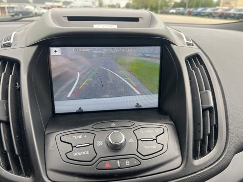 Used 2016 Ford Escape SE w/ Equipment Group 201A image 24