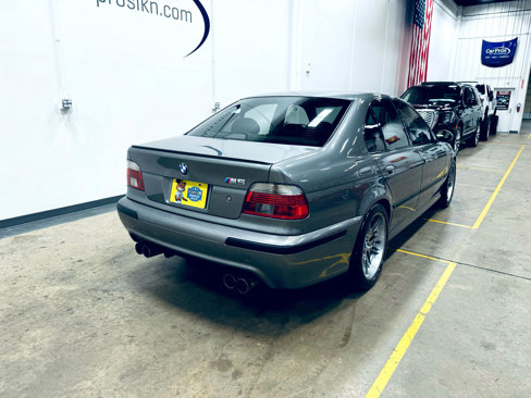 Used 2002 BMW M5 image 7