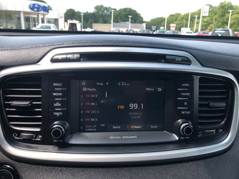 Used 2019 Kia Sorento EX image 15