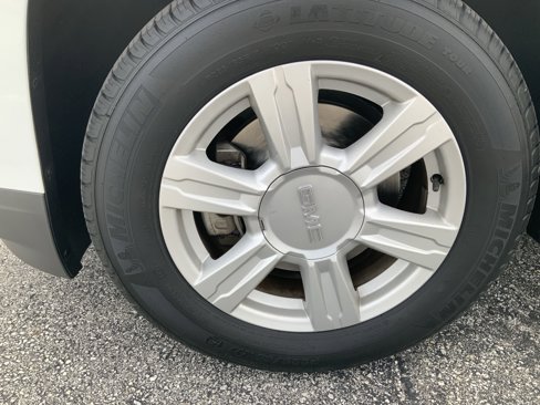 Used 2016 GMC Terrain SLE image 9