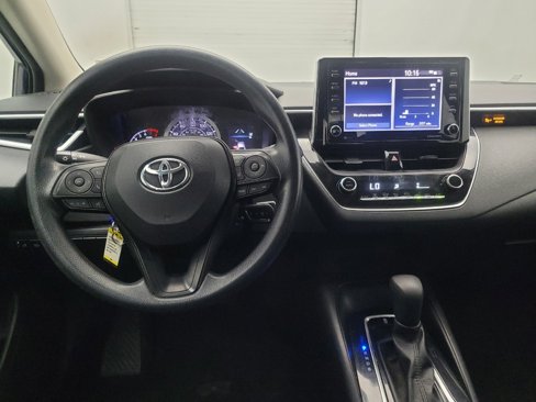 Used 2021 Toyota Corolla LE image 22