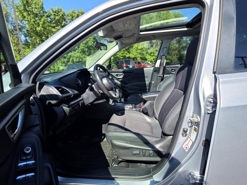 Used 2019 Subaru Forester Premium image 15