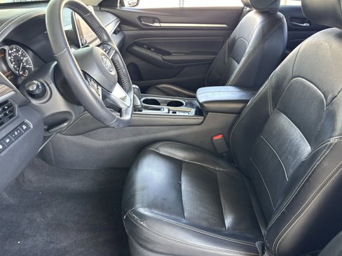 Used 2020 Nissan Altima 2.5 Platinum image 19