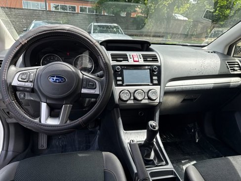 Used 2016 Subaru Crosstrek 2.0i Premium image 12