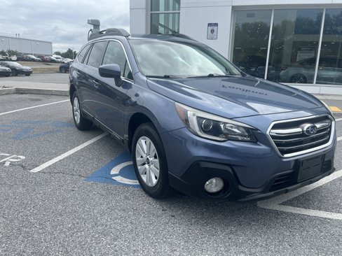 Used 2018 Subaru Outback 2.5i Premium image 3