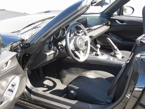 Used 2020 MAZDA MX-5 Miata Sport image 10