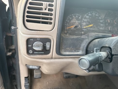 Used 1998 Chevrolet Tahoe 4WD 2-Door w/ Preferred Equipment Group 2 image 37