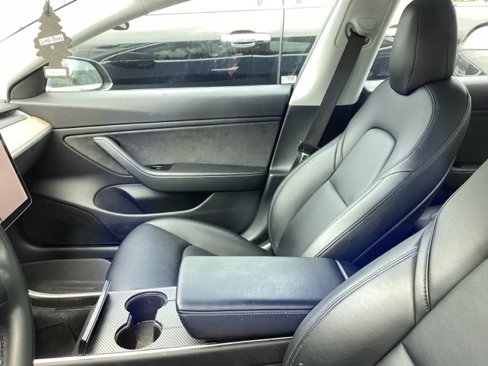 Used 2018 Tesla Model 3 Long Range image 8