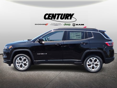 New 2025 Jeep Compass Latitude image 6