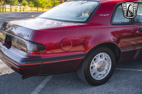 Used 1988 Ford Thunderbird image 14
