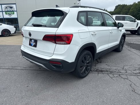 Used 2022 Volkswagen Taos S image 4