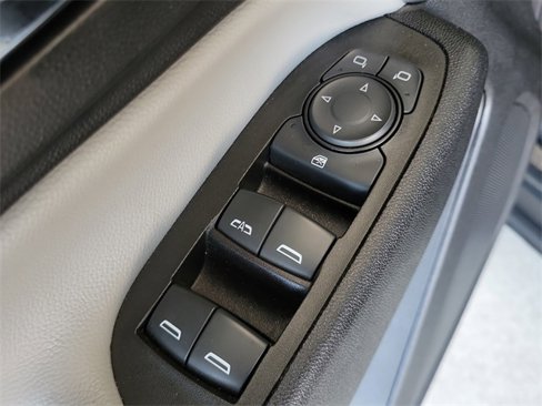 Used 2023 Chevrolet Equinox LT image 17