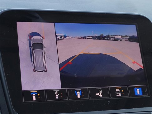 Used 2023 Chevrolet Equinox LT image 27