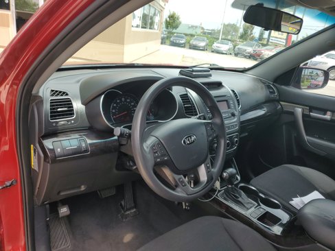 Used 2015 Kia Sorento LX image 15