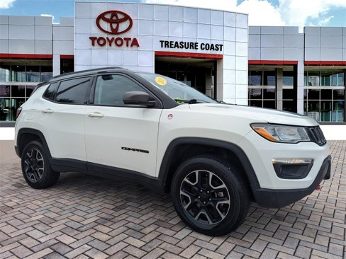 Used 2019 Jeep Compass Trailhawk image 1