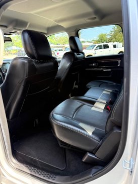Used 2014 RAM 2500 Laramie w/ Convenience Group image 12