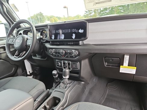 New 2025 Jeep Gladiator Sport image 16