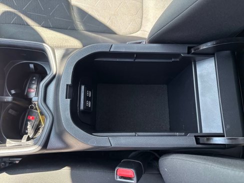 Used 2023 Toyota RAV4 XLE image 26