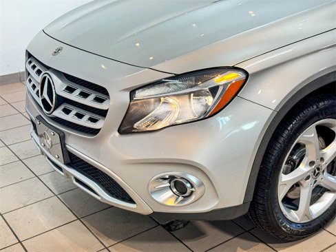 Used 2018 Mercedes-Benz GLA 250 4MATIC image 46