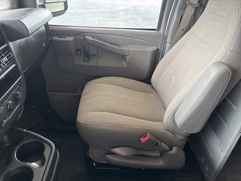 Used 2020 Chevrolet Express 2500 w/ Driver Convenience Package image 22